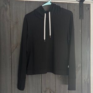 Vuori Halo Essential Hoodie in Black Heather L
